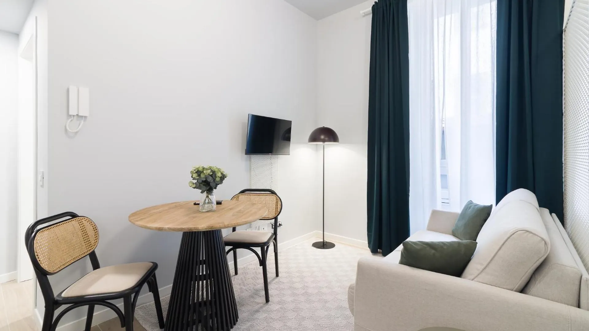 Art Combo In Porta Venezia, Milano Apartment  Milan