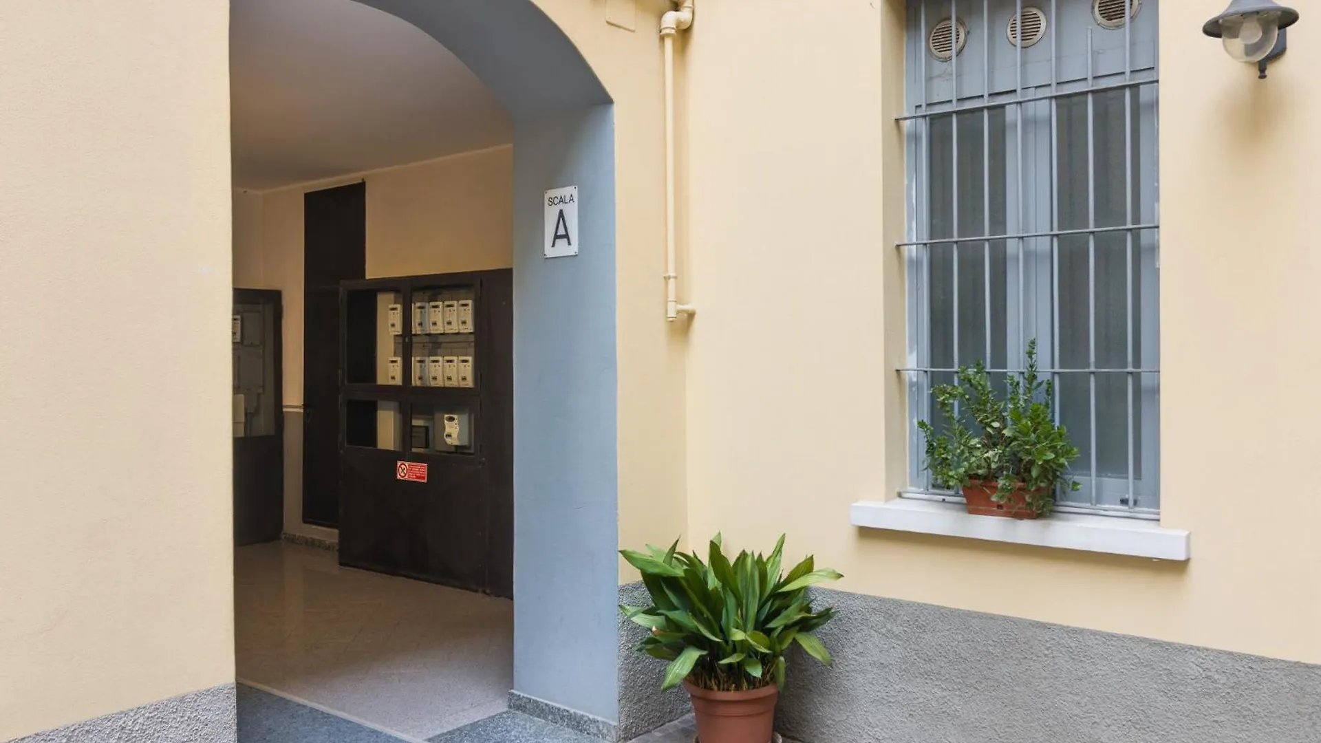 Art Combo In Porta Venezia, Milano Apartment 0*, Milan Italy